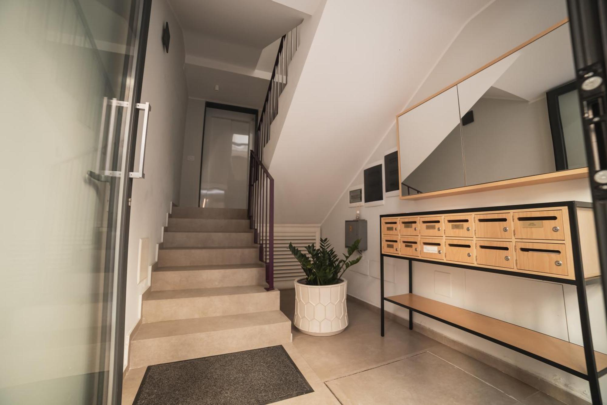 Suite Piazza Mazzini 90 Mq 5 Lecce Eksteriør bilde