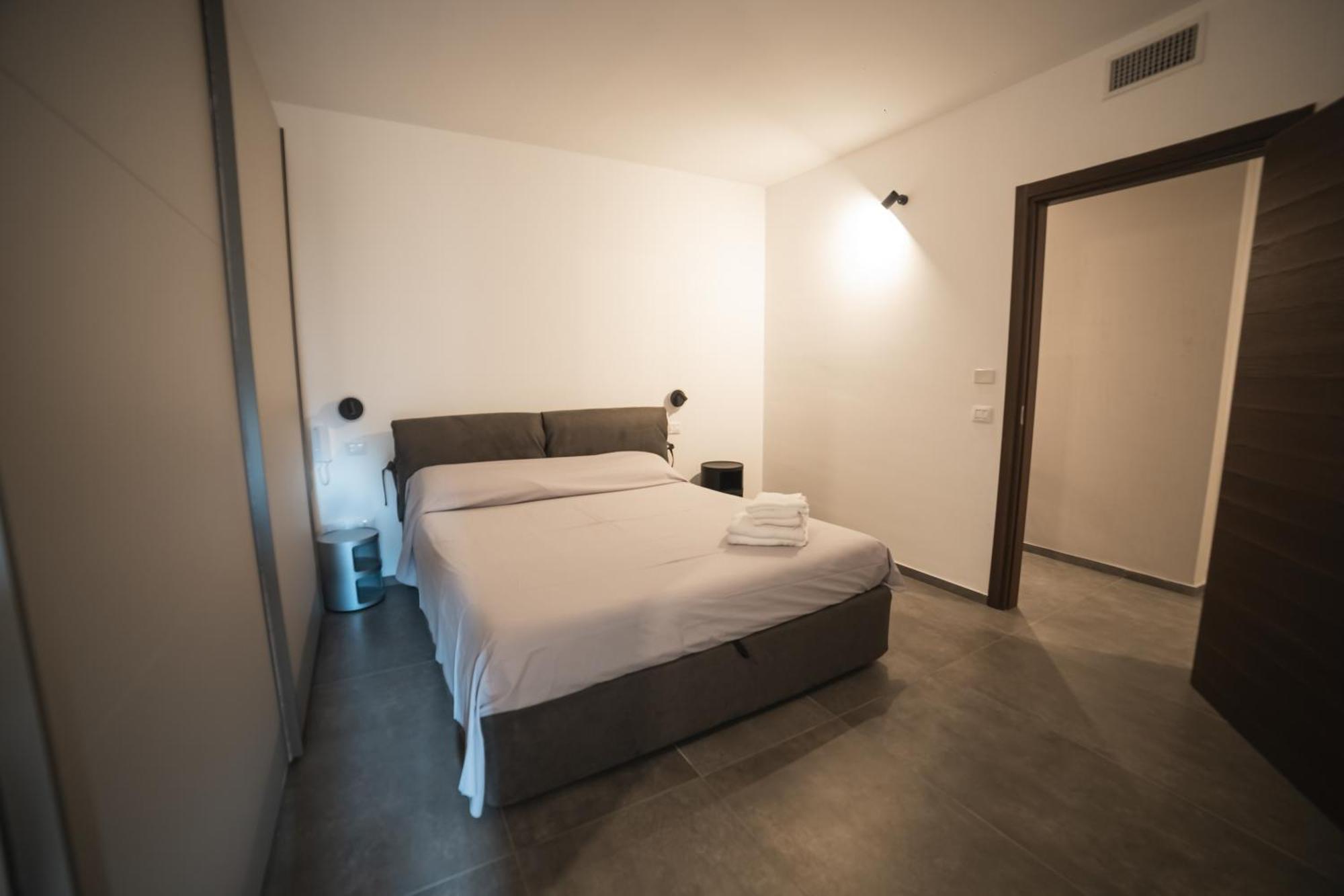 Suite Piazza Mazzini 90 Mq 5 Lecce Eksteriør bilde