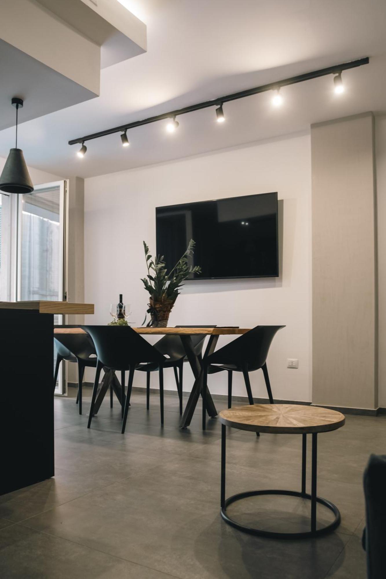 Suite Piazza Mazzini 90 Mq 5 Lecce Eksteriør bilde